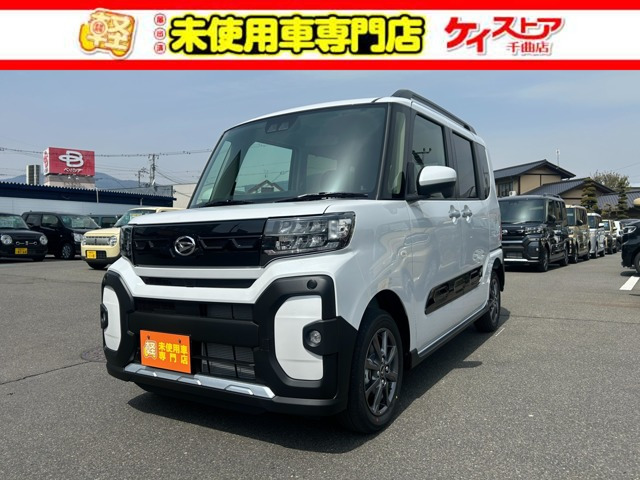 タント ファンクロス 4WD 