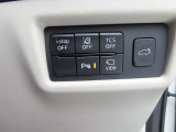 ☆カメラとあわせてコーナーセンサーが付いているので車庫入れやバックが安心です☆