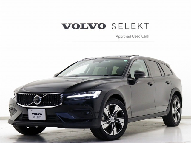 V60クロスカントリー プラス B5 AWD 4WD 
