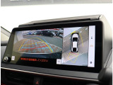 お車選びをお楽しみ頂けるよう、在庫車の展示スペースを十分に確保しております。