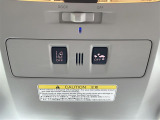 商談ルームにはキッズルームも完備しています☆お子様連れでもゆっくりとお車をお選びいただけます!