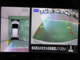 アラウンドビューモニターで車庫入れも空から見ている様に駐車できラクラクです。