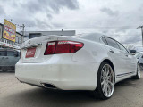 LS 460L 黒皮サンルーフ/22インチAW/クルコン/ETC