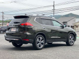 エクストレイル 2.0 20Xi 4WD 3列車