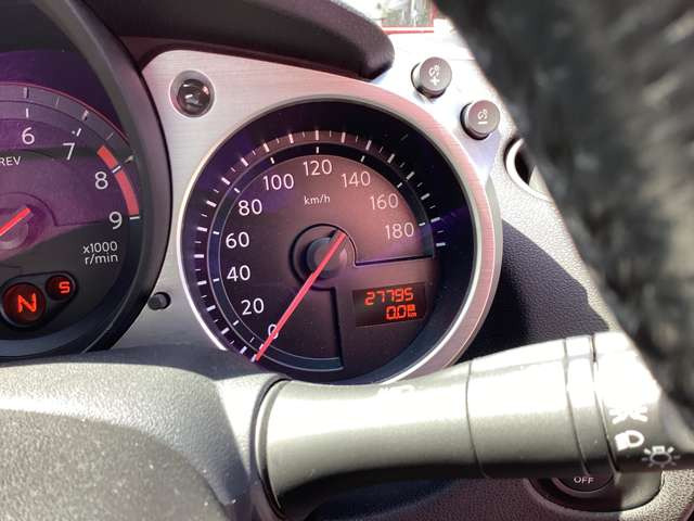 日産 フェアレディZ 3.7 バージョン S の中古車詳細 (28,000km