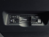 ヴェルファイア ハイブリッド 2.5 Z プレミア E-Four 4WD 4WD 本革シート
