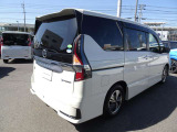 セレナ 1.2 e-POWER ハイウェイスター V 