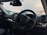 詳しいお車の状態をご覧頂く為、多くの写真を掲載しておりますので、最後の一枚までご覧下さい♪