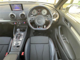 S3スポーツバック 2.0 4WD 4WD 本革シート