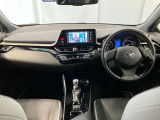 メーターやシフト、スイッチ位置など運転席まわりの配置はしっくりいきたいものですね!まずは座ってチェックしてみて下さい♪