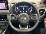 【純正革巻きステアリング】上質な革を使用することで、手にしっかり馴染みとても運転しやすいハンドルです♪