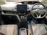 セレナ 1.2 e-POWER ハイウェイスター V 