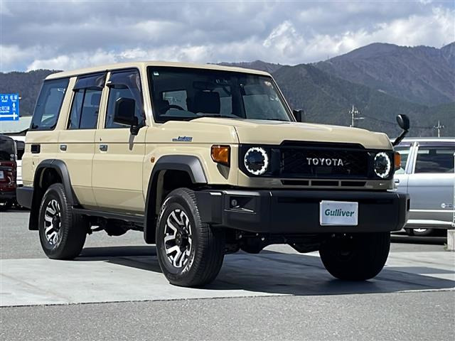 ランドクルーザー70 2.8 AX ディーゼル 4WD 修復歴無し
