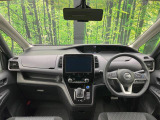 セレナ 1.2 e-POWER ハイウェイスター V 