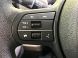 【ステアリングスイッチ】運転中、前方から目線をそらすことなく、オーディオ等の操作が可能な便利機能!安心&快適なドライブを演出してくれます♪