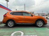 エクストレイル 2.0 20Xi ハイブリッド 4WD 