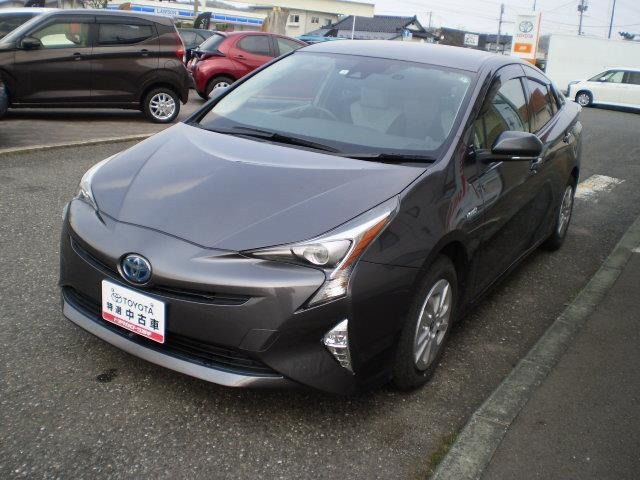 プリウス 1.8 S E-Four 4WD 