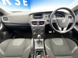 V40 D4 SE ディーゼル 