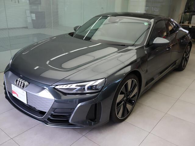 e-tron GT クワトロ 4WD 