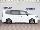 神奈川でお車を探すなら リバーサイド 。当店では在庫数800台展示中となります。残価設定型ゴジュッパローンをメインで販売しており月々のお支払いをお安く高年式車を乗りたい方へ是非ご検討ください。