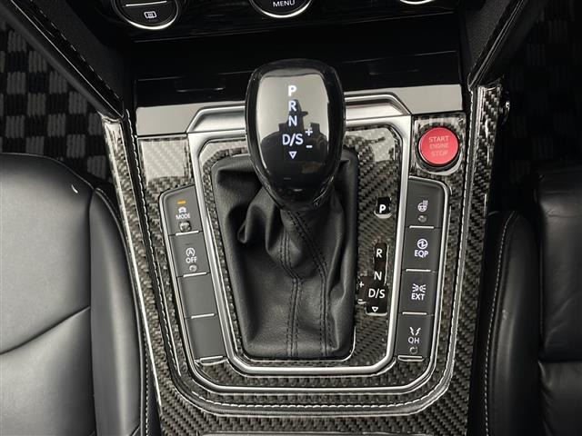 フォルクスワーゲン アルテオン TSI 4モーション エレガンス 4WD