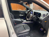 GLAクラス GLA200d 4マチック AMGライン 4WD 4WD サンルーフ