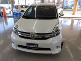 アイシス 1.8 プラタナ 4WD 