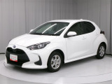 R03年式、ヤリス ハイブリッド X2WD(FF車)、5人乗り