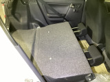 リアシートを前に倒せば荷室容量倍増!