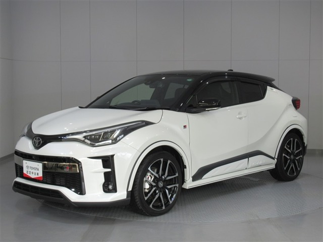 C-HR ハイブリッド 1.8 S GR スポーツ 