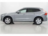XC60 プラス B5 