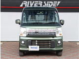 【車屋】として、長く車業界に従事した経験豊富なスタッフが多数在籍しております。