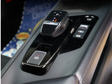 『1台』のお車に対して、こだわって仕入れを行っております。オプション装備装着車となります!