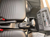 ダイハツを知り尽くしたプロフェッショナルが、専用の診断機器を使って各システムを点検いたします!