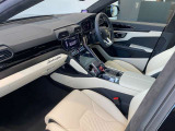 ウルス S 4WD 