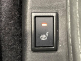 【シートヒーター】寒い日に重宝するシートヒーター!エアコンより早く温まってくれるので寒がりの人も安心ですね♪エアコンの温風は乾燥するから苦手、という方にもをおすすめです。