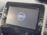 【大画面ナビ】人気の大型9インチナビを装備。存在感のある大画面はインパクト大!ナビ利用時のマップ表示は見やすく、テレビやDVDは臨場感がアップ!いつものドライブがグッと楽しくなります♪