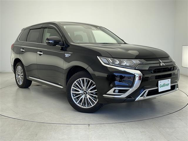 アウトランダーPHEV 2.4 G プラスパッケージ 4WD 4WD 修復歴無し