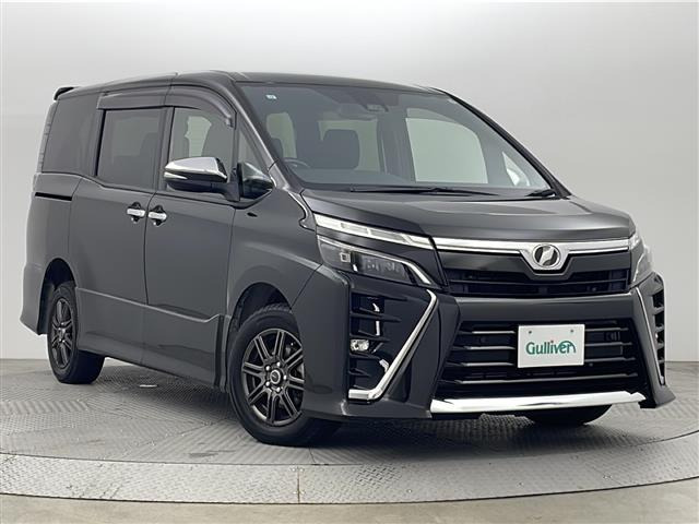 ヴォクシー 2.0 ZS 煌II 4WD 修復歴無し
