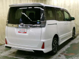 ヴォクシー 2.0 ZS 4WD 