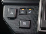 『1台』のお車に対して、3名体制で日々議論を重ね仕入れを行っております。