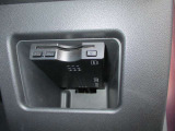 4WDを中心に大きな展示場に幅広い車種を展示しております。ゆっくりと色々な車種をご覧になりお客様の1台をお選びください。敷地内での試乗も出来ますのでお気軽にお声かけ下さい。