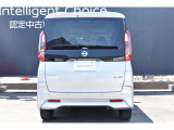 ★リヤカメラと障害物センサーがあるのでバック駐車も安心