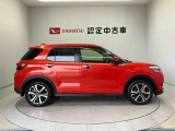 車両右側面からの写真になり。車をご覧になりたい時はお気軽に最寄りの店舗へご相談下さい。