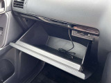 大型のグローブBOXです