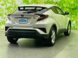 C-HR ハイブリッド 1.8 S LED パッケージ 
