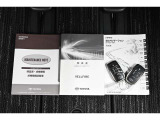 キーを取り出さずにドアを施錠&解錠。クルマの始動も可能です。