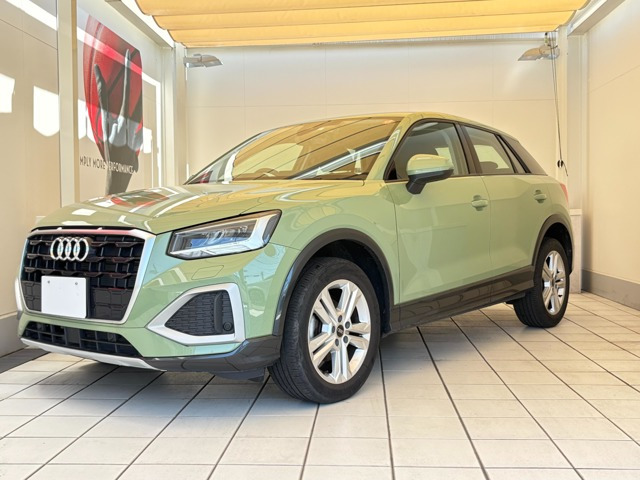 Q2 35 TFSI アドバンスド 