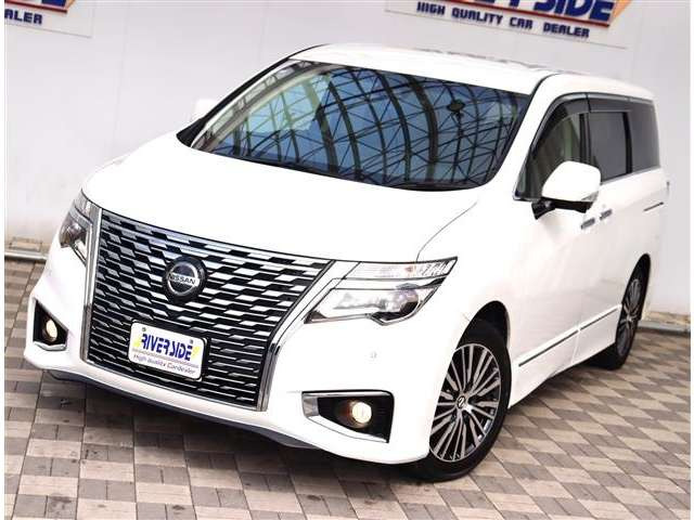 日産 エルグランド 2.5 250ハイウェイスターS 10型ツインナビ全