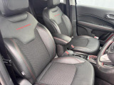 ジープ正規ディーラーが提供する認定中古車には万一のトラブルや不意のアクシデントでも安心頂けるロードアシスタンスサービスが付帯されます!